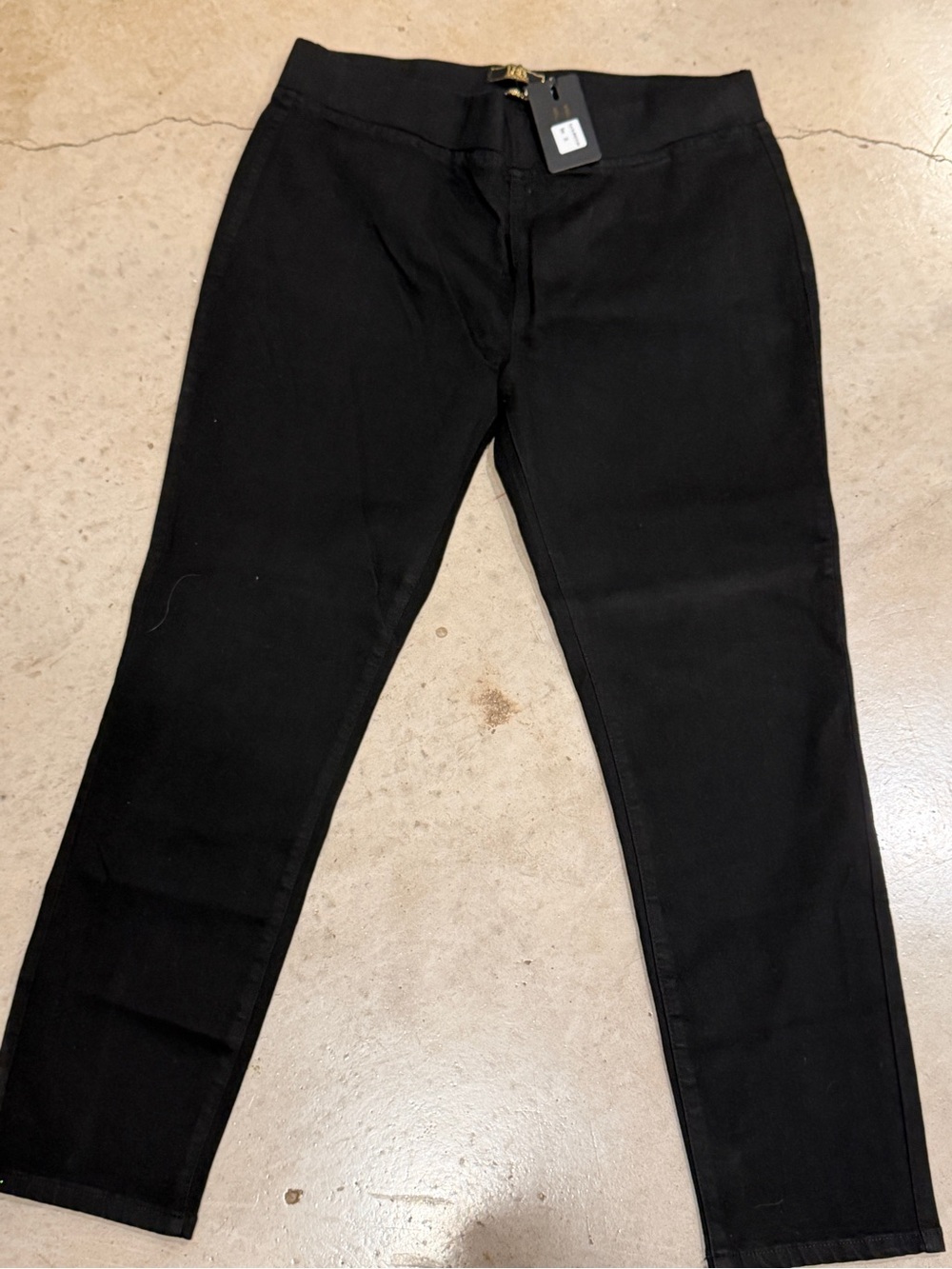 Black Slim Fit Jeans - Classic Everyday Style